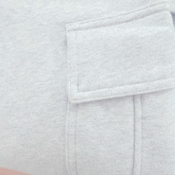 Aritzia NEW! Heather Grey - Cozy Fleece Mega Cargo Sweatpant - Picture 5 of 7